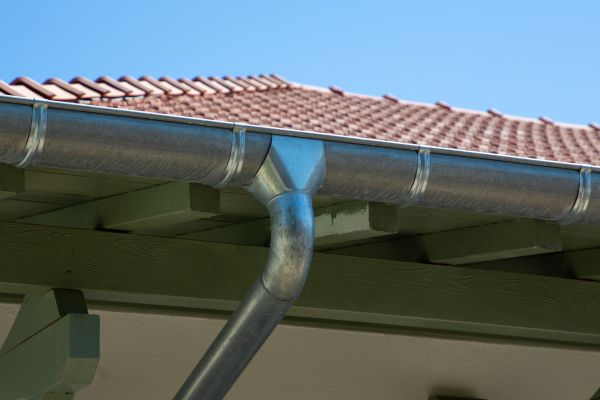 Eavestrough Repair in Lancaster